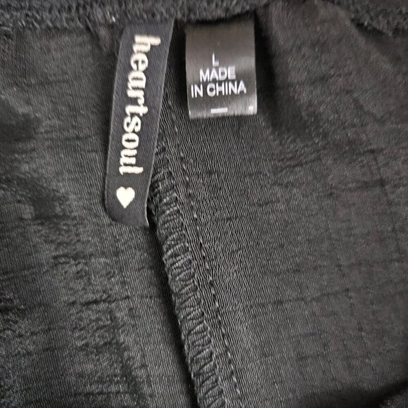 💎376 Heartsoul Embroidered Black & White Boho Tank Top - Picture 3 of 8